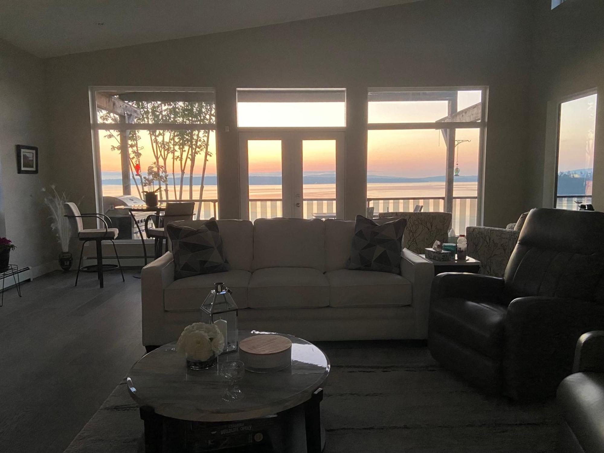 Edgewater Chemainus Apartment ภายนอก รูปภาพ